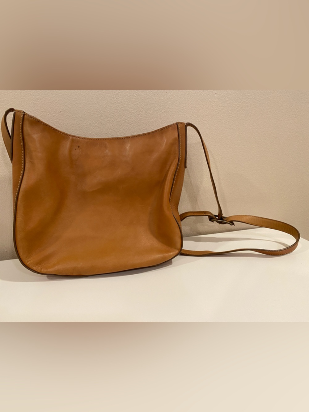 Frye Saddle Leather Shoulder Bag in Cognac - Picture 4 of 5
